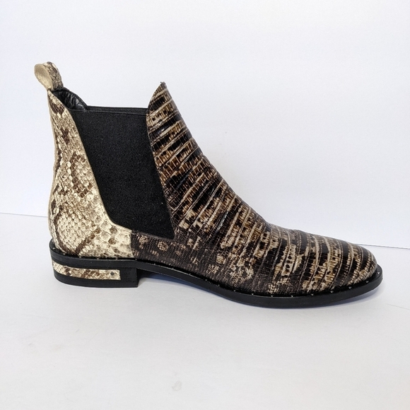 Freda Salvador Snake-Printed Skin Italian Leather Chelsea Boots Bootie Size 7 - Picture 8 of 14